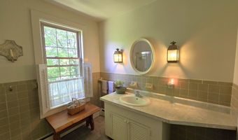 441 Guilford St, Brattleboro, VT 05301