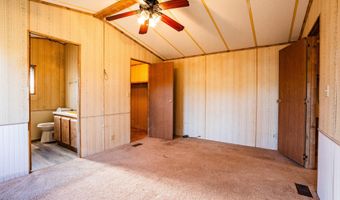 33300 S JEANNE Ln, Black Canyon City, AZ 85324