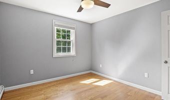 44 McQuade Brook Rd, Bedford, NH 03110