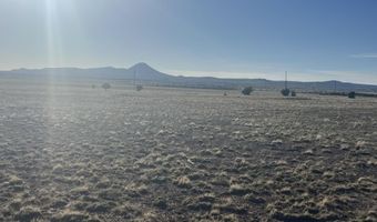 293 Arizona Rd Western Portion, Ash Fork, AZ 86320