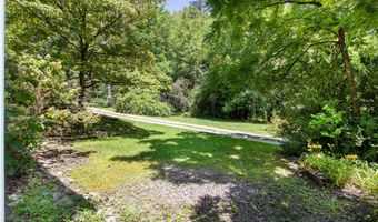 95 Cherokee Ave, Andrews, NC 28901