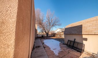 101 MEADOW Cir, Bloomfield, NM 87413
