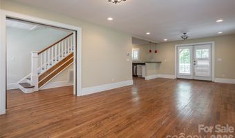 240 S Beaumont St, Asheville, NC 28801