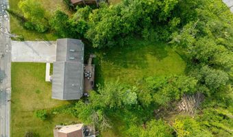 46 Duffy Dr, Bennington, VT 05201