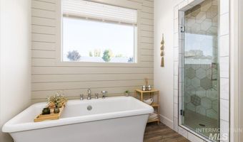 5272 Canterbury St, Chubbuck, ID 83202