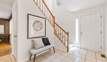 1020 WILLOWLEAF Way, Potomac, MD 20854