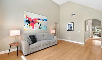13957 Royal Melbourne Sq, San Diego, CA 92128