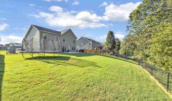 243 Castleton Cir, Boiling Springs, SC 29316