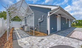 590 Lloyd Rd, Aberdeen, NJ 07747