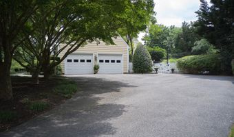 12215 DREWS Ct, Potomac, MD 20854