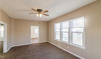 1520 S 7th St, Atchison, KS 66002