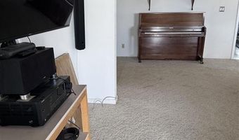 20 1st Ave E, Deaver, WY 82421