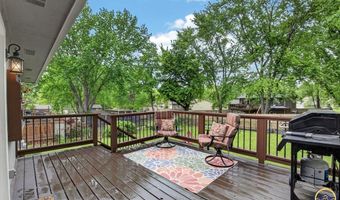211 W 4th St, Auburn, KS 66402