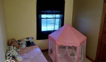 703 Redfern Dr, Beech Grove, IN 46107