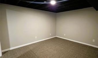 215 Almont Ave, Almont, MI 48003