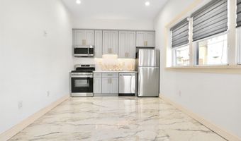 498 AVENUE A 1F, Bayonne, NJ 07002