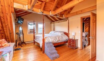 460 Hammet Rd, Coventry, RI 02816