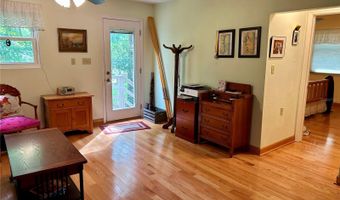 23733 BASIN Dr, Astor, FL 32102