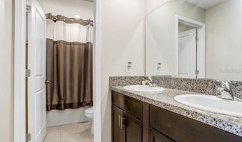 5426 RAINWOOD MEADOWS Dr, Apollo Beach, FL 33572