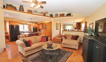 207 Sixth St, Bangor, ME 04401