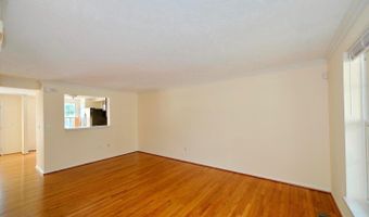 43855 CHLOE Ter, Ashburn, VA 20147
