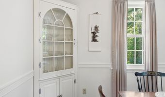 16 Williamsburg Dr, Amherst, NH 03031