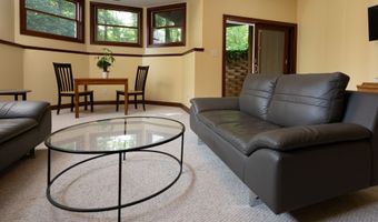 10671 Geist Ridge Ct, Fishers, IN 46040