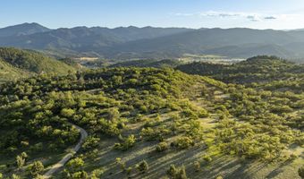 22494 Jefferson Rd, Ashland, OR 97520