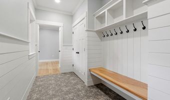 385 Green Rd, Bolton, MA 01740