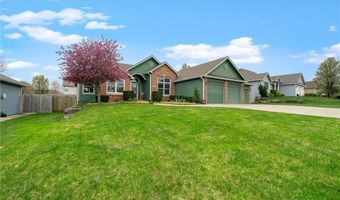 16011 Cedar St, Basehor, KS 66007