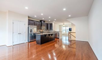 41686 MCMONAGLE Sq, Aldie, VA 20105