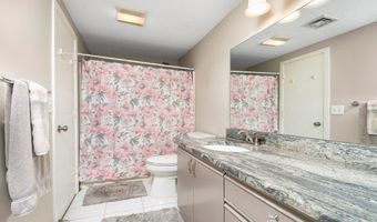 31 Wynwood Dr 31, Cromwell, CT 06416