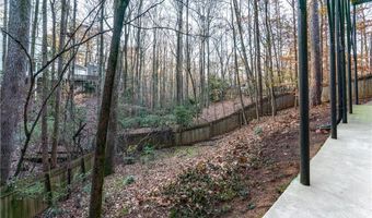 8760 Mount Dr, Alpharetta, GA 30022