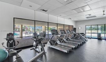 20335 W Country Club Dr 502, Aventura, FL 33180