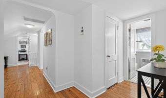 828 HOFFNAGLE St, Philadelphia, PA 19111