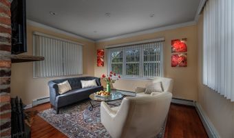 2 Canal St, Alloway, NJ 07422