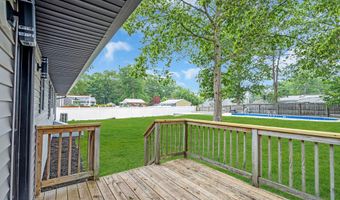 356 Railroad Ave, Bayville, NJ 08721