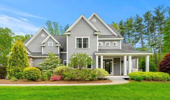 10 Lilac Ct, Bedford, NH 03110