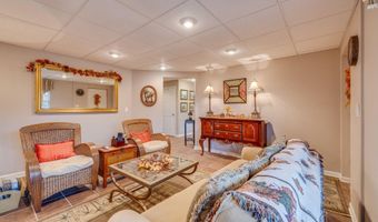 19175 Sterling Dr, Abingdon, VA 24211