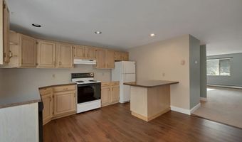 69 Birch Glen Dr 12, Bennington, NH 03442