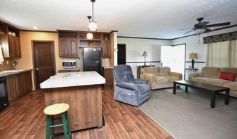 157 Roblyer Rd, Benton, TN 37307