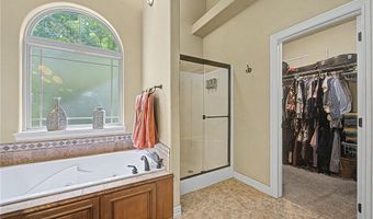 3 Buckfast Ln, Bella Vista, AR 72714