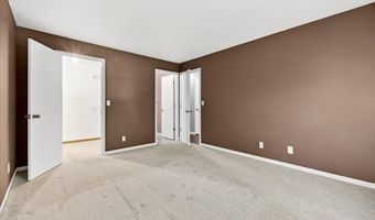 1201 Lofty Point Dr C, Ballwin, MO 63021