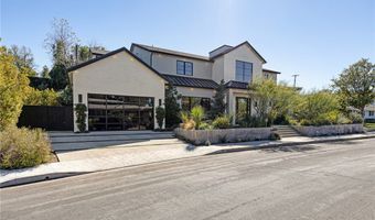 4050 Contera Rd, Encino, CA 91436