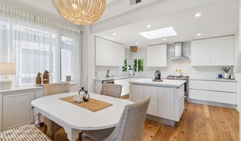 6512 Surfside Ln, Carlsbad, CA 92011