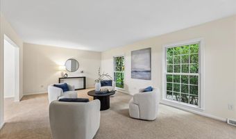 5032 KING DAVID Blvd, Annandale, VA 22003