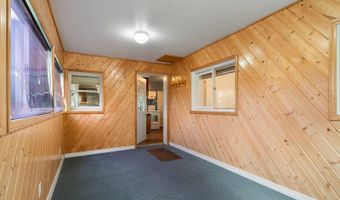 317 S Cleveland St, Boulder, MT 59632