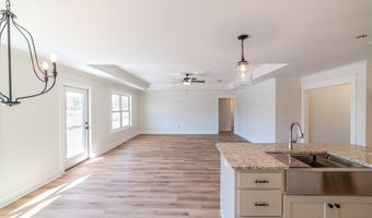 725 Waterford Way, Ashford, AL 36312
