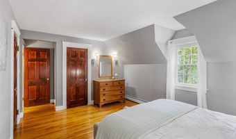 33 Highland Ave, Ayer, MA 01432