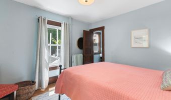 39 Locust St, Brattleboro, VT 05301
